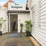 Budgetel- Kong Oscarsgate 44 * Bergen