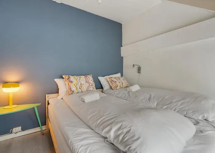 Budgetel- Kong Oscarsgate 44 *